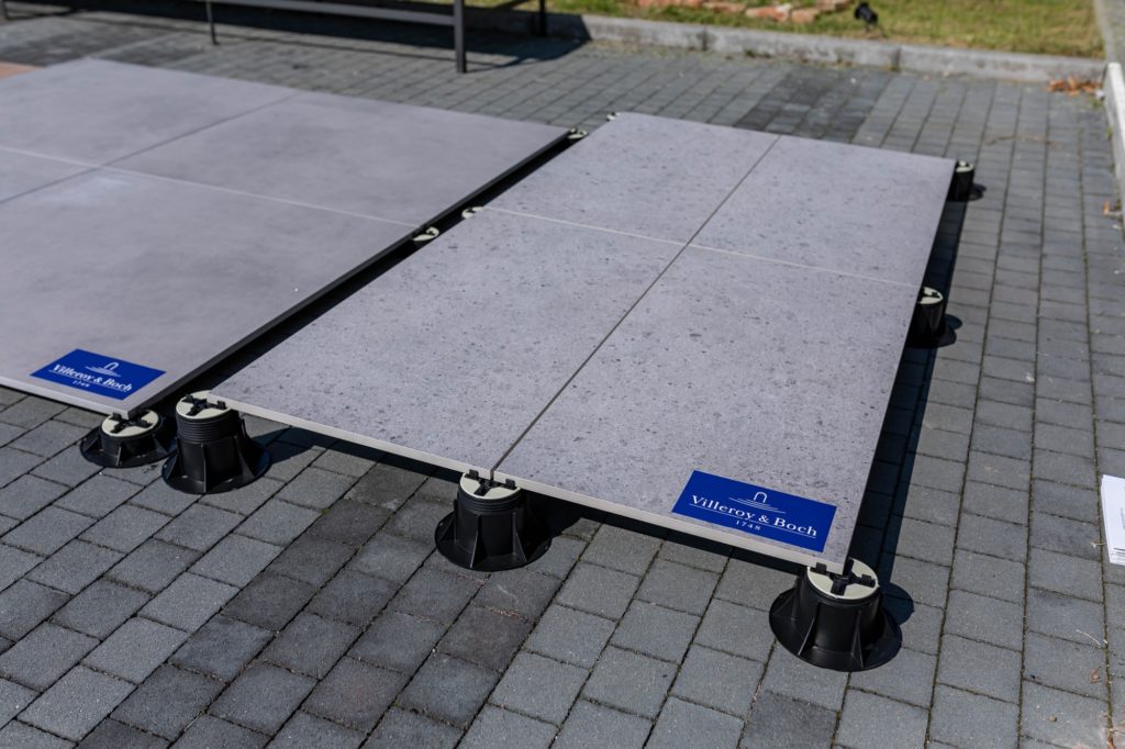 Mybath výstava ISHsk 2021 - Villeroy & Boch Outdoorová dlažba Aberdeen