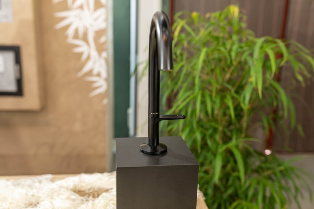Mybath výstava ISHsk 2021 - hansgrohe AXOR One vodovodná batéria