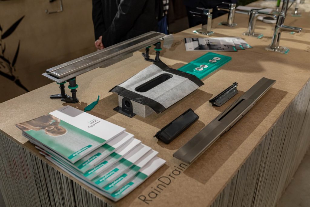 Mybath výstava ISHsk 2021 - hansgrohe RainDrain sprchový žlab