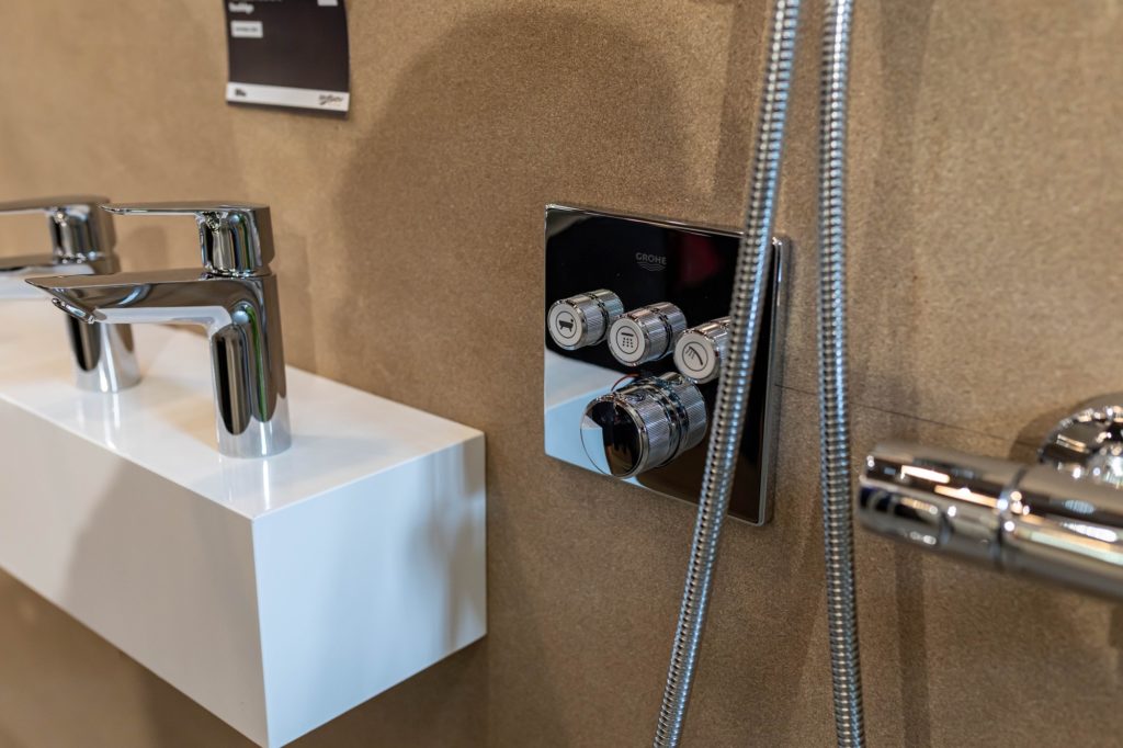 Mybath výstava ISHsk 2021 termostatická sprchová batéria GROHE Smartcontrol